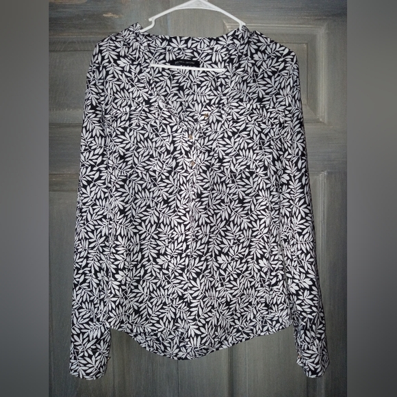 Ivanka Trump Blouse - Picture 1 of 5